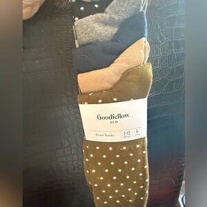 Target Goodfellow & Co Men’s 5-Pack Crew Socks - Olive, Tan, Navy, Gray, Beige